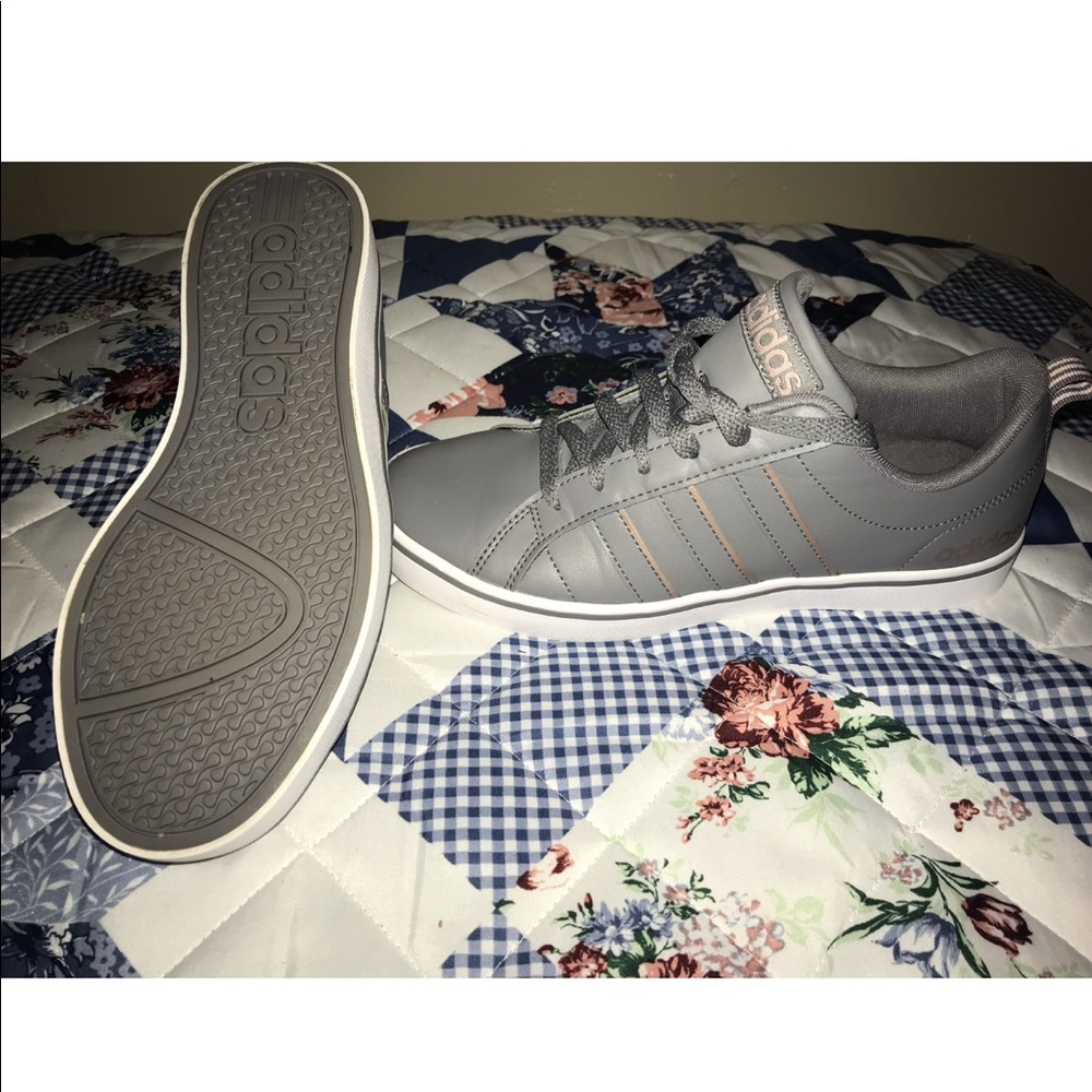 Adidas 👟